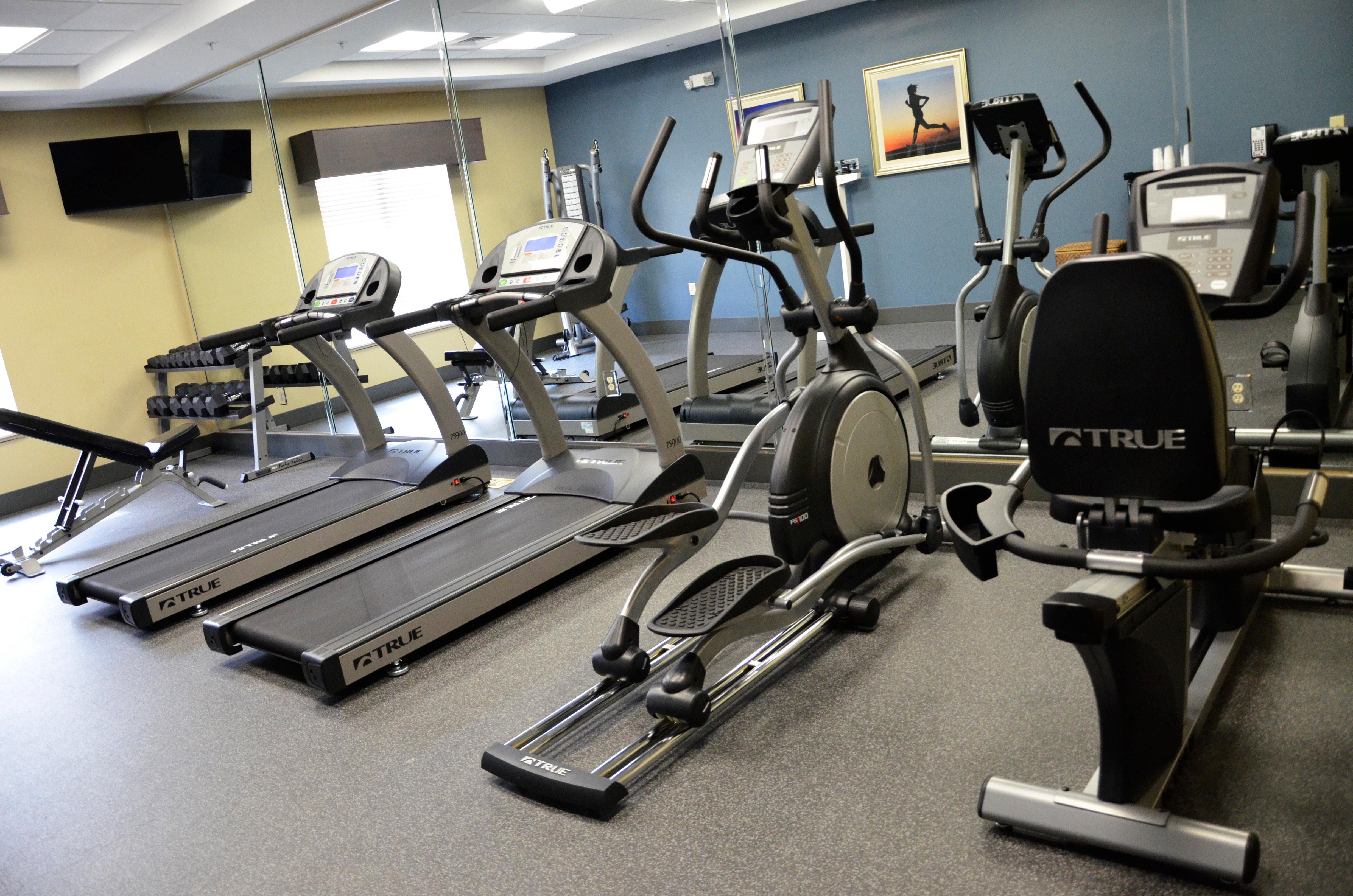 Holiday Inn Express Hotel & Suites Goldsboro - Base Area By Ihg Esterno foto