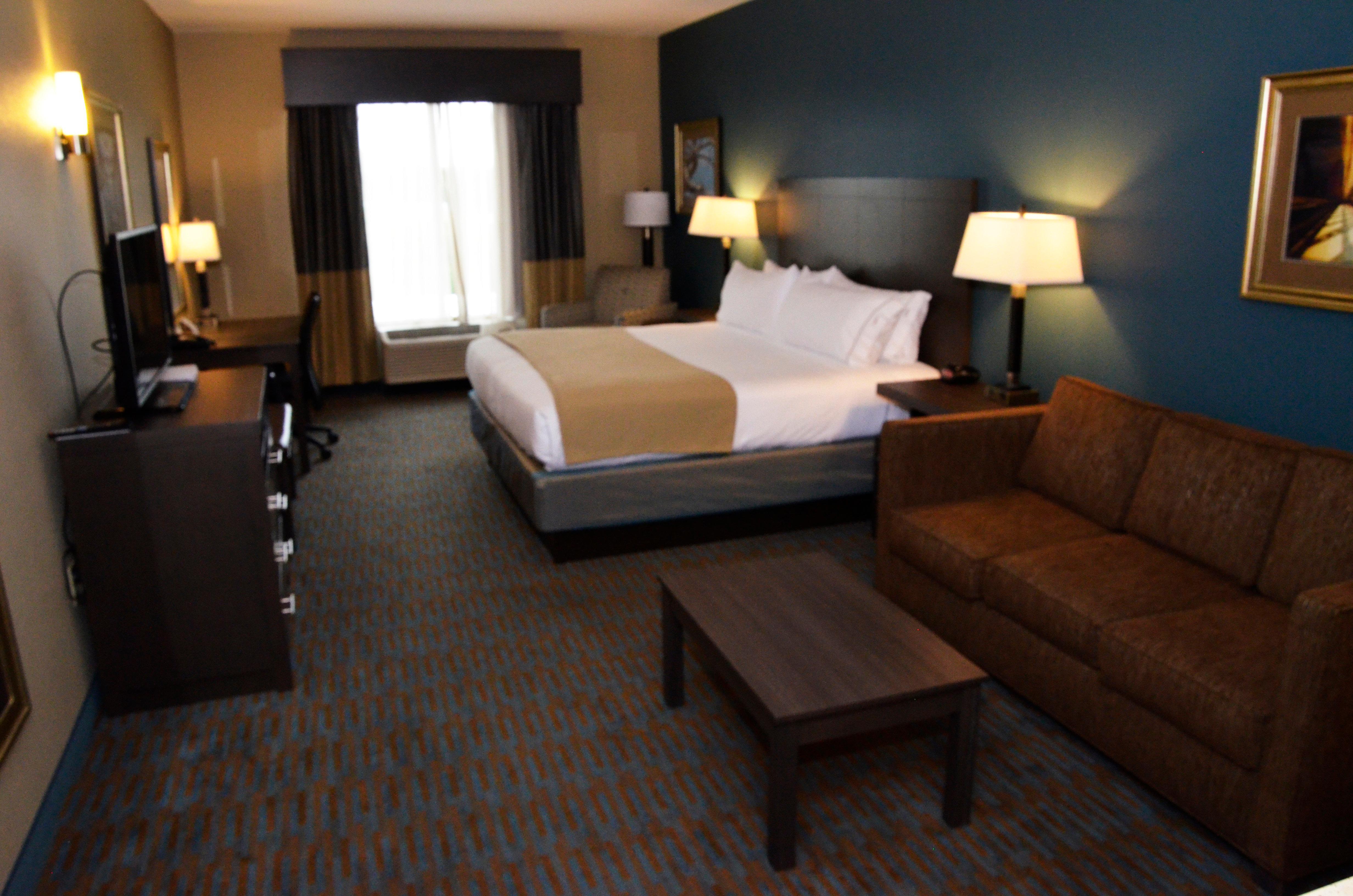 Holiday Inn Express Hotel & Suites Goldsboro - Base Area By Ihg Esterno foto