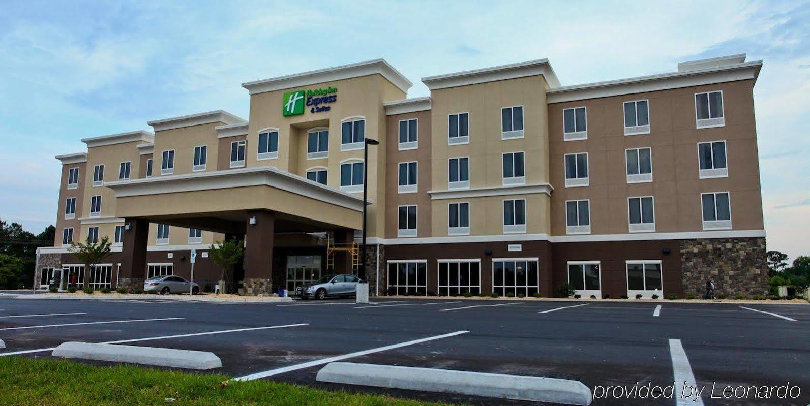 Holiday Inn Express Hotel & Suites Goldsboro - Base Area By Ihg Esterno foto